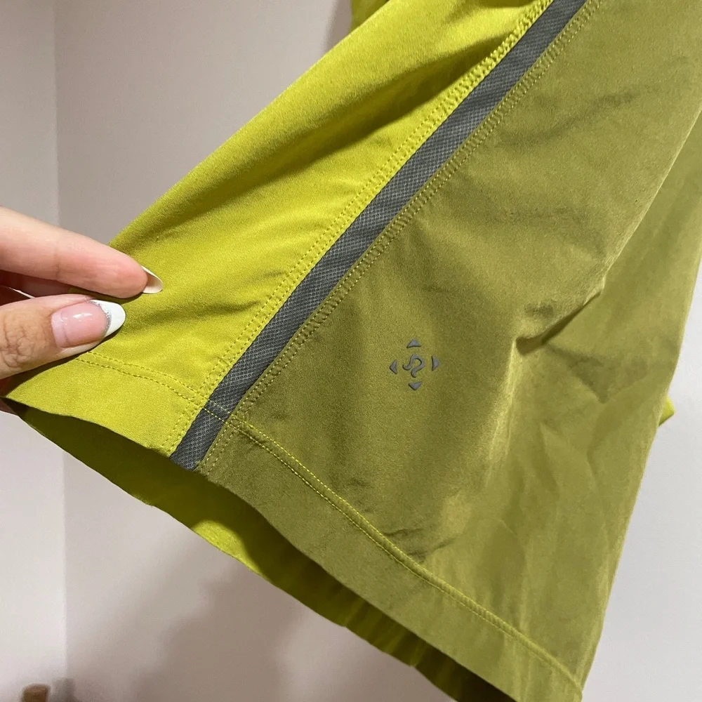 Lululemon Pace Breaker Short 7 inch Size Large